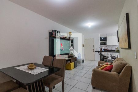 Sala de apartamento para alugar com 2 quartos, 65m² em Forquilhinhas, São José