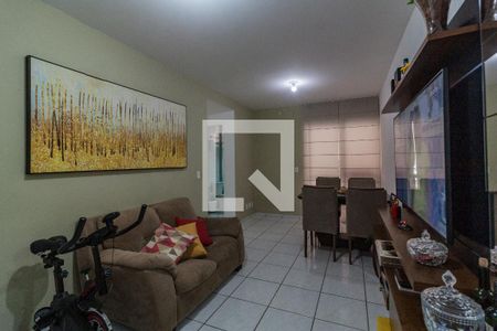 Sala de apartamento para alugar com 2 quartos, 65m² em Forquilhinhas, São José