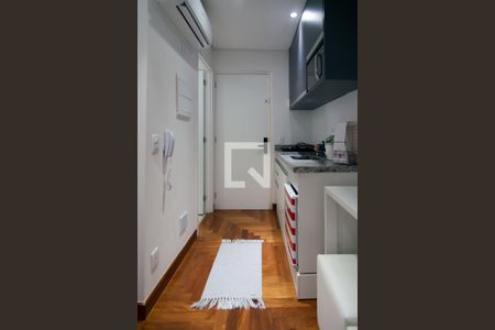 Cozinha  de kitnet/studio para alugar com 1 quarto, 16m² em Bela Vista, São Paulo