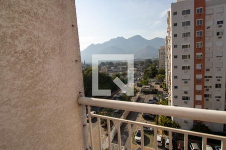 Varanda Sala de apartamento à venda com 2 quartos, 50m² em Anil, Rio de Janeiro