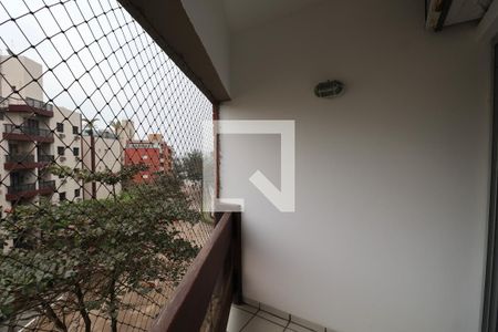 Apartamento para alugar com 142m², 3 quartos e 2 vagas Apartamento para alugar com 142m², 3 quartos e 2 vagasVaranda