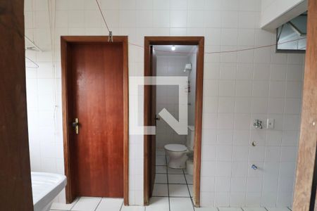 Apartamento para alugar com 142m², 3 quartos e 2 vagas Apartamento para alugar com 142m², 3 quartos e 2 vagasÁrea de Serviço