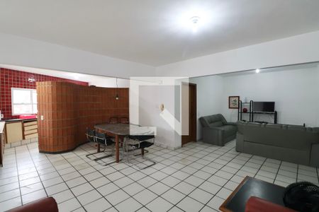 Sala de apartamento para alugar com 3 quartos, 142m² em Parque Enseada, Guarujá