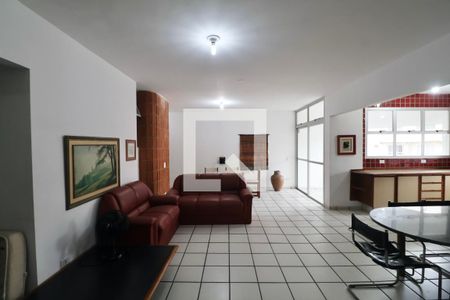 Sala de apartamento para alugar com 3 quartos, 142m² em Parque Enseada, Guarujá