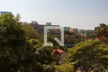 VISTA DA SALA de casa de condomínio para alugar com 3 quartos, 176m² em Jardim Madalena, Campinas