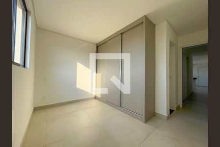 Apartamento à venda com 3 quartos, 115m² em Planalto, Belo Horizonte