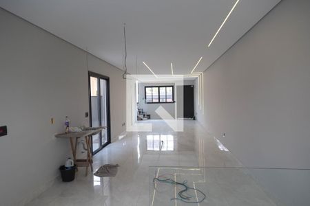 Sala/Cozinha de casa à venda com 3 quartos, 300m² em Jardim Santa Clara, Guarulhos