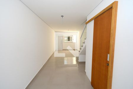 Sala de casa de condomínio à venda com 2 quartos, 78m² em Vila Romano, São Paulo