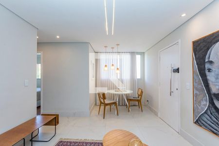 Sala 1 de apartamento para alugar com 3 quartos, 140m² em Buritis, Belo Horizonte