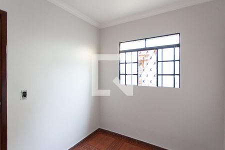 Quarto 2 de casa à venda com 2 quartos, 40m² em São João Batista, Belo Horizonte