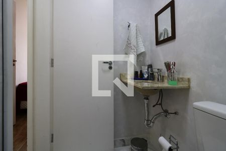 Banheiro de apartamento para alugar com 2 quartos, 49m² em Campestre, Santo André