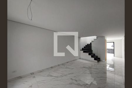 Sala de casa à venda com 3 quartos, 108m² em Jardim Sabara, São Paulo