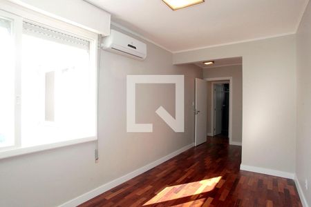 Quarto de apartamento à venda com 1 quarto, 50m² em Centro Histórico, Porto Alegre