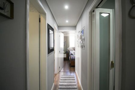 Corredor de apartamento à venda com 2 quartos, 96m² em Moema, São Paulo