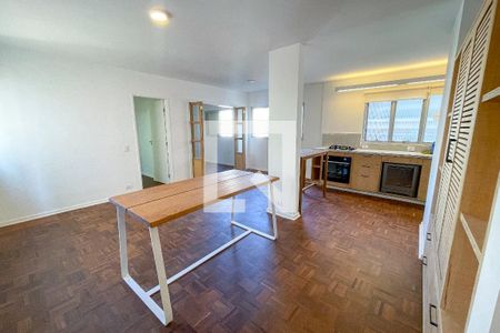 Apartamento para alugar com 110m², 3 quartos e 1 vagaSala