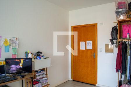 Sala e quarto de apartamento à venda com 1 quarto, 23m² em Centro Histórico, Porto Alegre