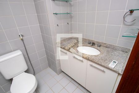 Banheiro quarto 1 de apartamento para alugar com 2 quartos, 82m² em Barra da Tijuca, Rio de Janeiro