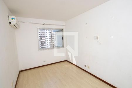 Quarto 1 de apartamento para alugar com 2 quartos, 82m² em Barra da Tijuca, Rio de Janeiro