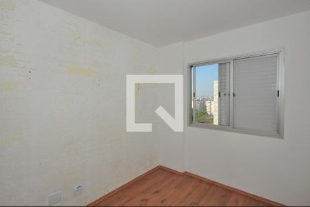 Quarto 1 de apartamento à venda com 3 quartos, 75m² em Vila Suzana, São Paulo