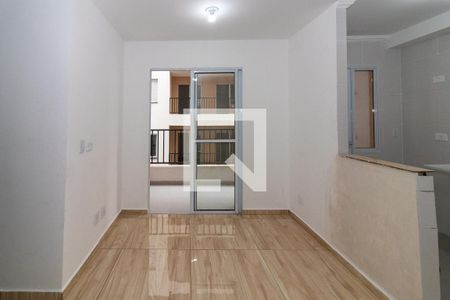 Sala de apartamento para alugar com 2 quartos, 42m² em Jardim da Gloria, Cotia