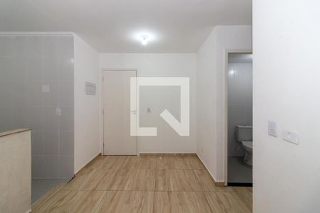 Sala de apartamento para alugar com 2 quartos, 42m² em Jardim da Gloria, Cotia