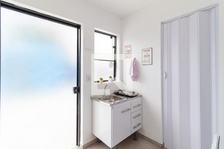 Kitnet/Studio para alugar com 1 quarto, 10m² em Vila Osasco, Osasco