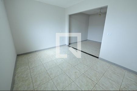 Sala de casa para alugar com 3 quartos, 150m² em Loteamento Celina Park, Goiânia