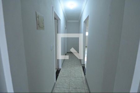 Corredor de casa para alugar com 3 quartos, 150m² em Loteamento Celina Park, Goiânia