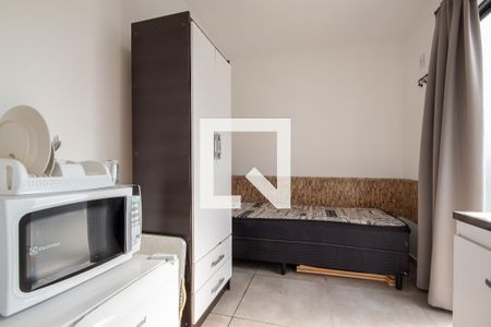 Kitnet/Studio para alugar com 1 quarto, 10m² em Vila Osasco, Osasco