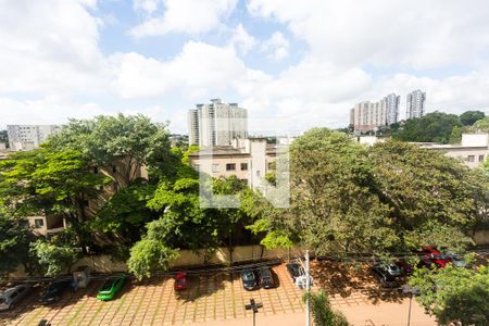 quarto 1 vista de apartamento à venda com 2 quartos, 42m² em Vila Pirajussara, São Paulo