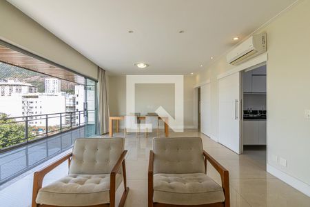 Sala de apartamento à venda com 3 quartos, 126m² em Tijuca, Rio de Janeiro