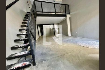 Casa à venda com 1 quarto, 75m² em Cerqueira César, São Paulo