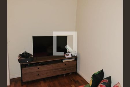 Apartamento à venda com 3 quartos, 51m² em Sagrada Família, Belo Horizonte