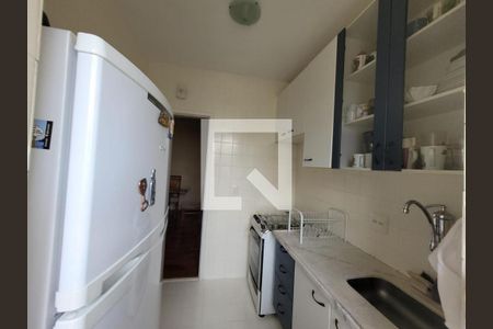 Apartamento à venda com 3 quartos, 51m² em Sagrada Família, Belo Horizonte