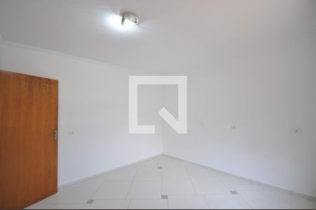 Quarto de casa para alugar com 1 quarto, 70m² em Vila Pedra Branca, São Paulo