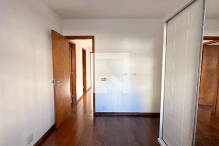 Quarto 01 de apartamento à venda com 3 quartos, 120m² em Laranjeiras, Rio de Janeiro