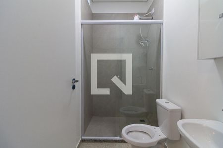 Banheiro de kitnet/studio para alugar com 1 quarto, 22m² em Vila Antonio, São Paulo