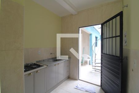 Cozinha de kitnet/studio para alugar com 1 quarto, 30m² em Jardim Maria Rita, São Paulo