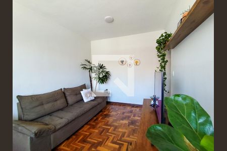 Sala de apartamento à venda com 2 quartos, 88m² em Sagrada Família, Belo Horizonte