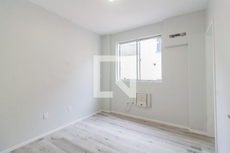 Quarto de apartamento para alugar com 3 quartos, 105m² em Centro, Florianópolis