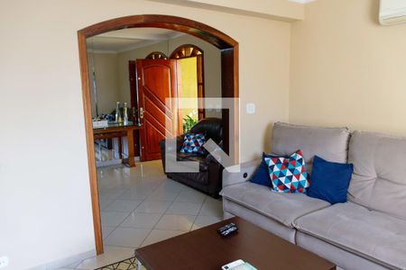 sala de casa à venda com 3 quartos, 195m² em Jardim das Flores, Osasco