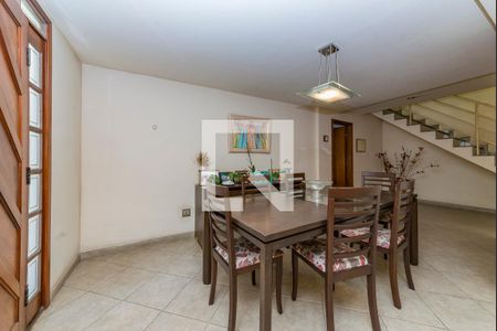 Sala de casa à venda com 3 quartos, 702m² em Carlos Prates, Belo Horizonte