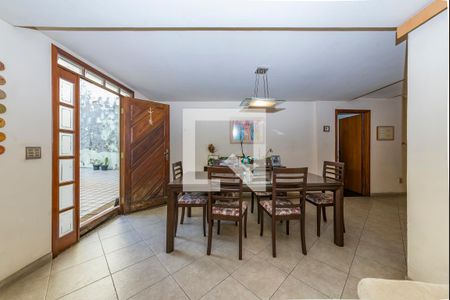 Sala de casa à venda com 3 quartos, 702m² em Carlos Prates, Belo Horizonte