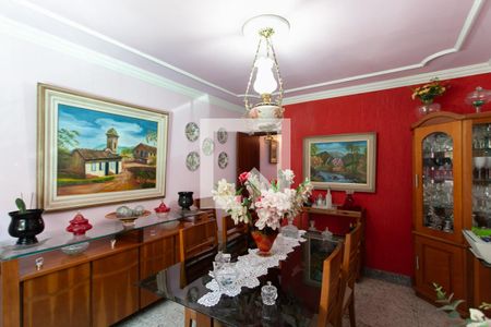 Sala 1 de casa à venda com 2 quartos, 240m² em Heliópolis, Belo Horizonte