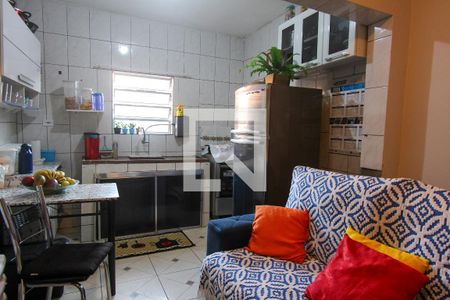 Casa à venda com 70m², 3 quartos e 1 vagaSala