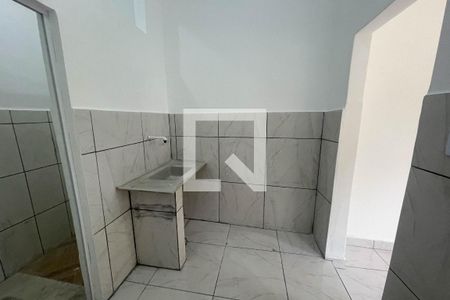 Cozinha de casa para alugar com 1 quarto, 35m² em Vila São Luís, Duque de Caxias