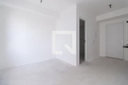 Sala/Quarto de apartamento à venda com 1 quarto, 21m² em Vila Firmiano Pinto, São Paulo