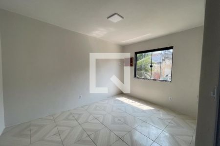 Quarto de casa para alugar com 1 quarto, 50m² em Vila Leopoldina, Duque de Caxias