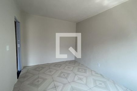 Quarto de casa para alugar com 1 quarto, 50m² em Vila Leopoldina, Duque de Caxias