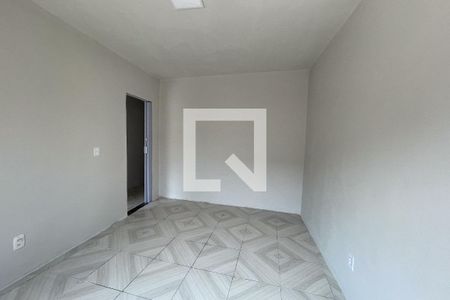 Quarto de casa para alugar com 1 quarto, 50m² em Vila Leopoldina, Duque de Caxias